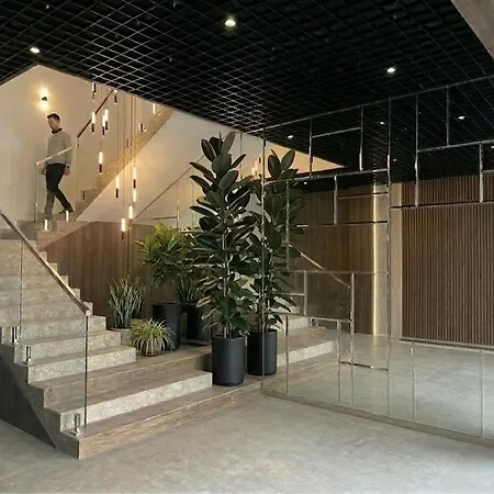 Otel Gravity &